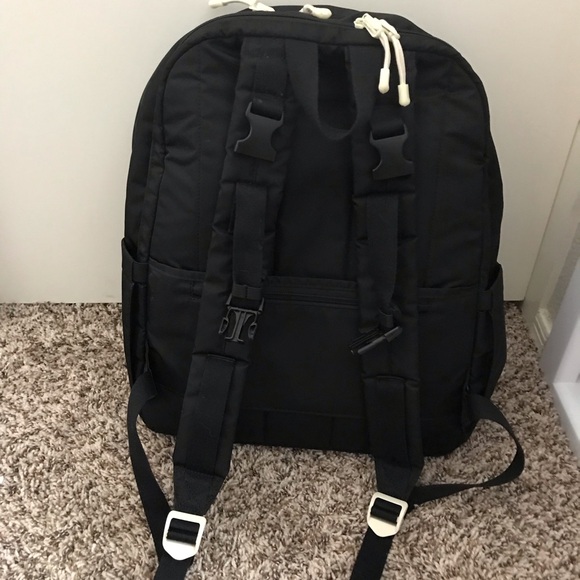 SOLD!!! STATE Lorimer Diaper Backpack SOLD!!!! - Picture 3 of 7